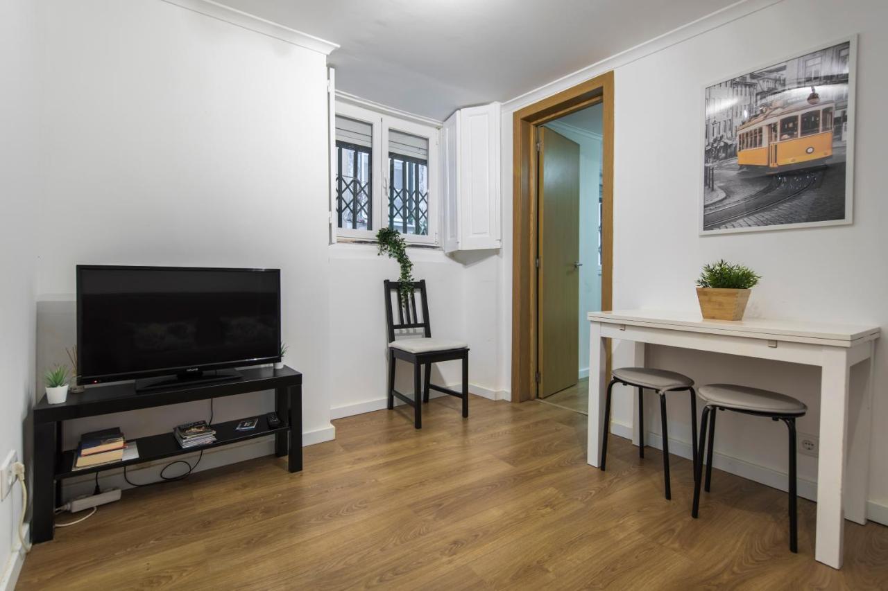 Apartmán Alfama Typical Beco Dos Ramos Lisboa Exteriér fotografie